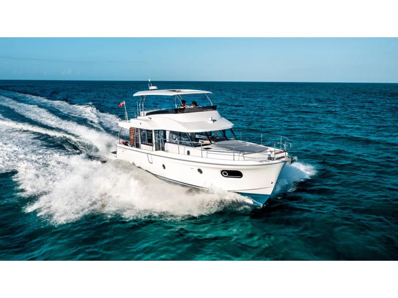 BENETEAU Swift Trawler 48