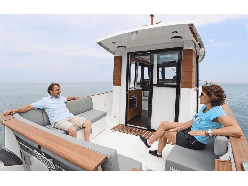 RHEA MARINE 32 Timonier