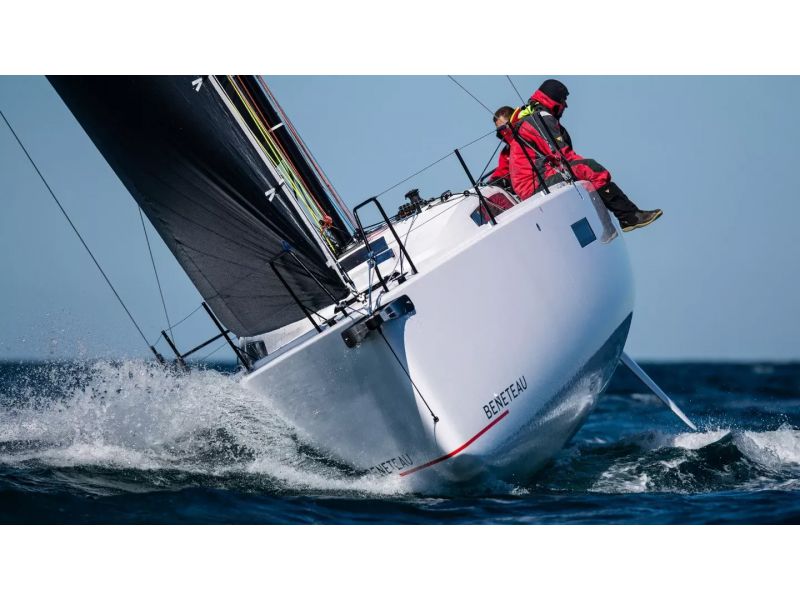 BENETEAU First SE