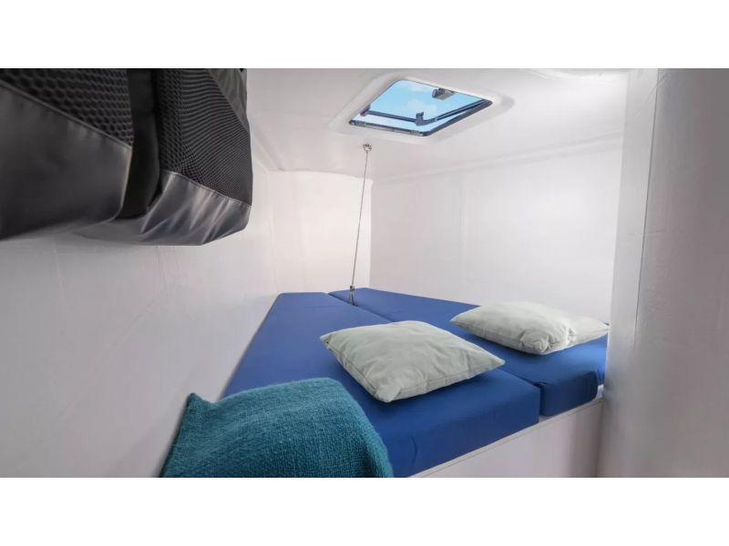 BENETEAU First SE