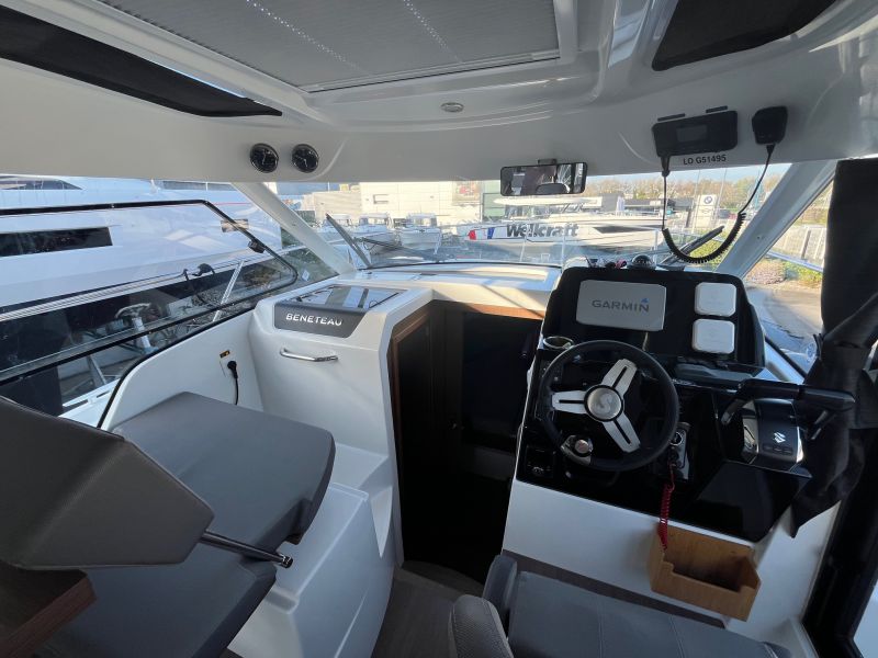 BENETEAU Antares 9 OB occasion