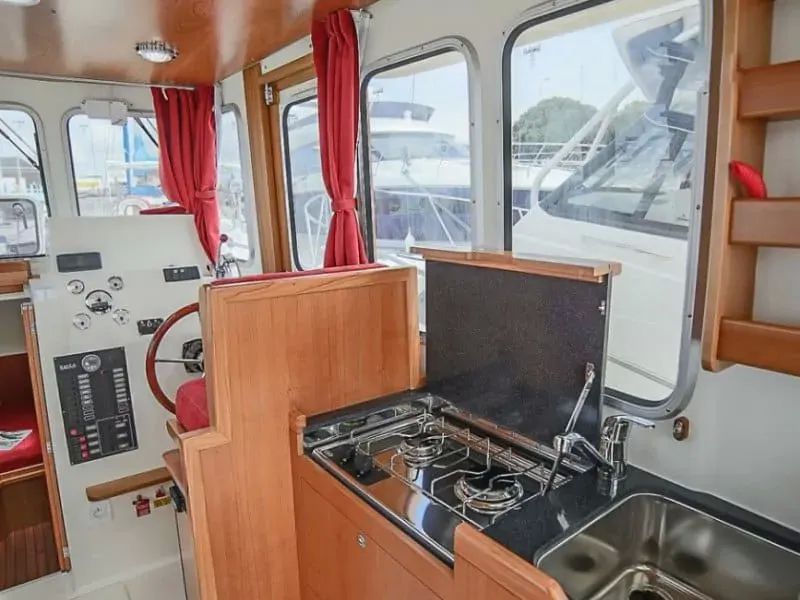 RHEA MARINE 800 Timonier