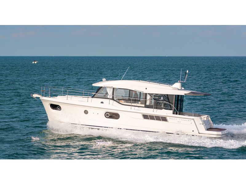 BENETEAU Swift Trawler 41 Sedan