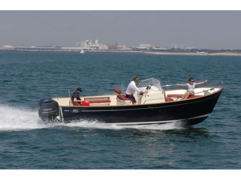 RHEA MARINE 27 Open