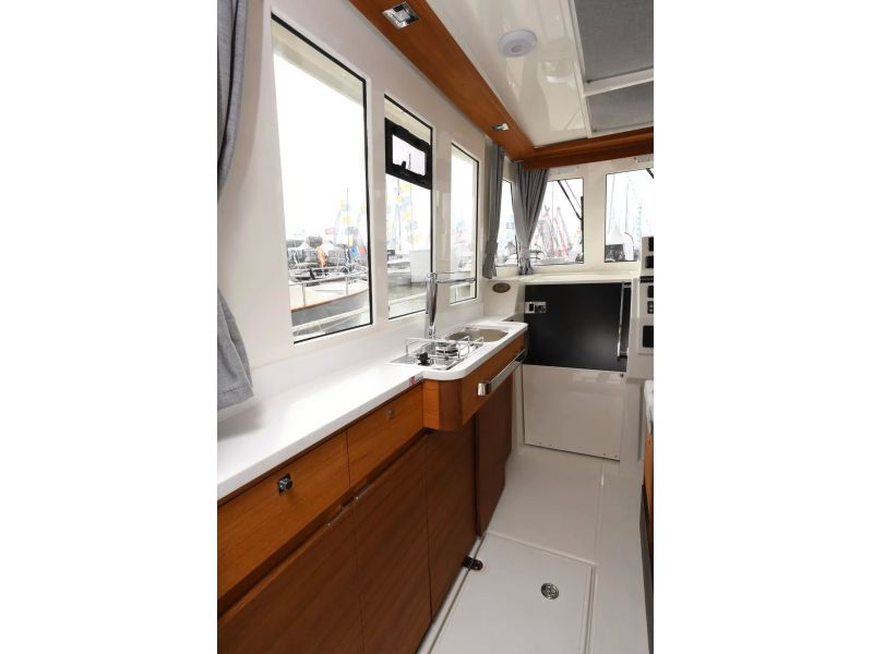 RHEA MARINE 29 Open