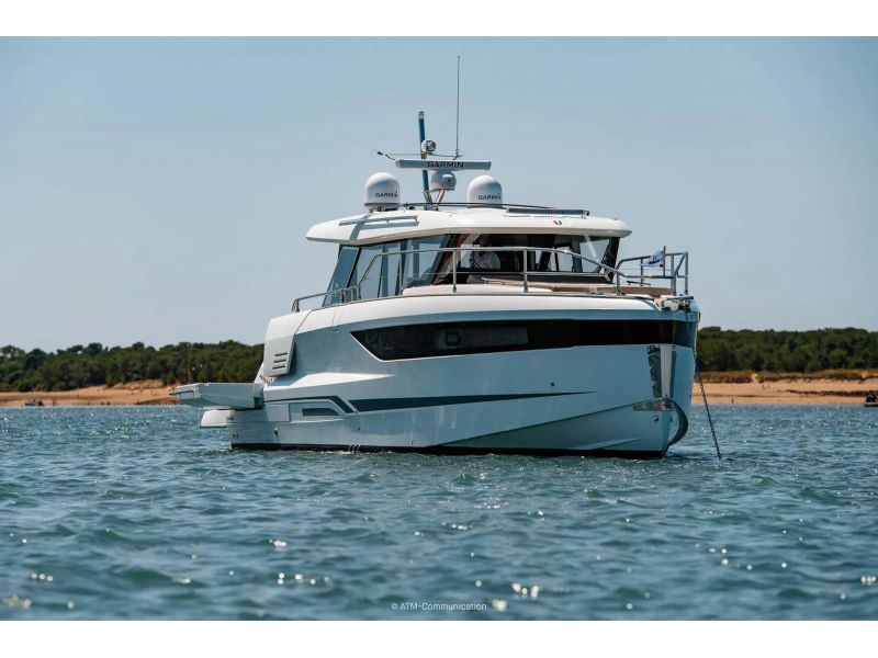 WELLCRAFT 44 Explorer