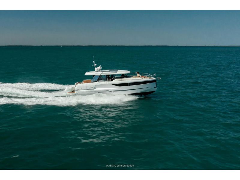 WELLCRAFT 44 Explorer