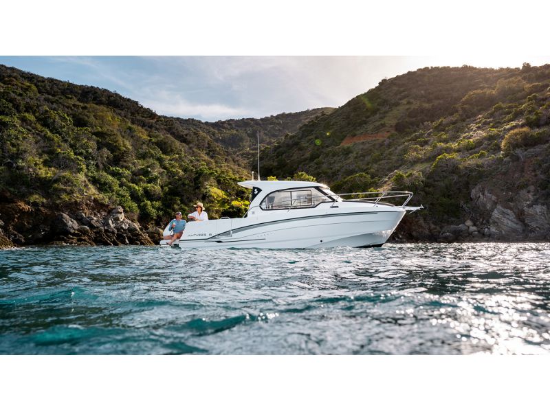 BENETEAU Antares 8