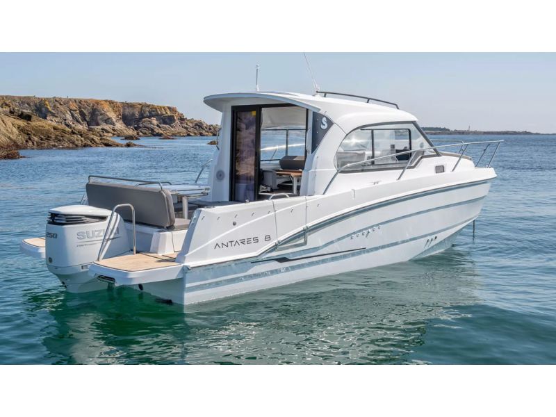 BENETEAU Antares 8