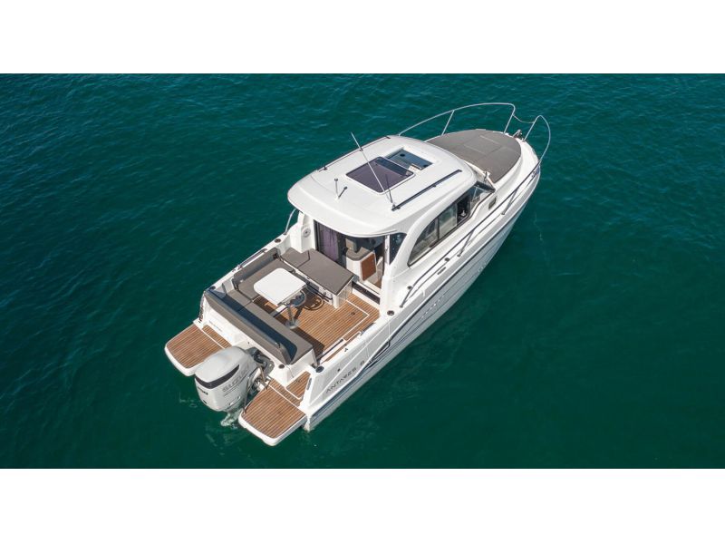 BENETEAU Antares 8