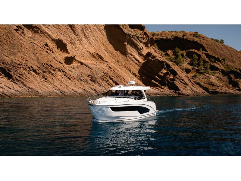 BENETEAU Antares 9