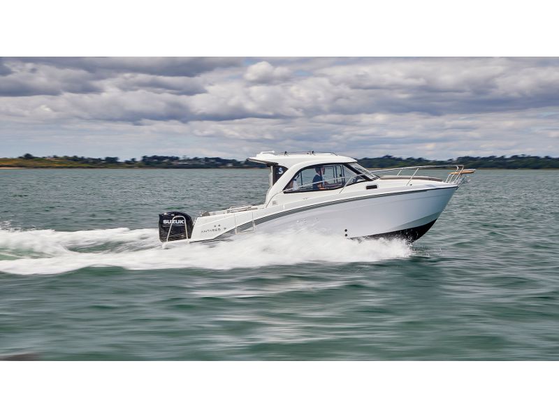 BENETEAU Antares 7