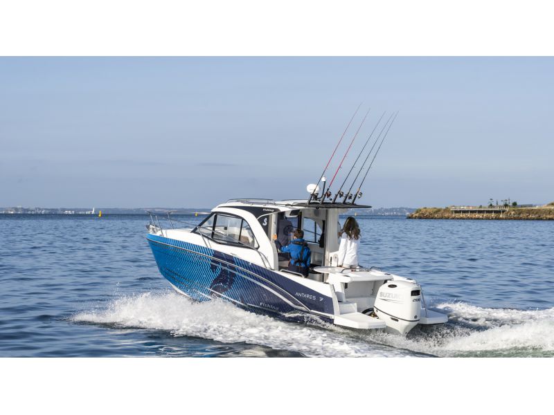 BENETEAU Antares 7 Fishing