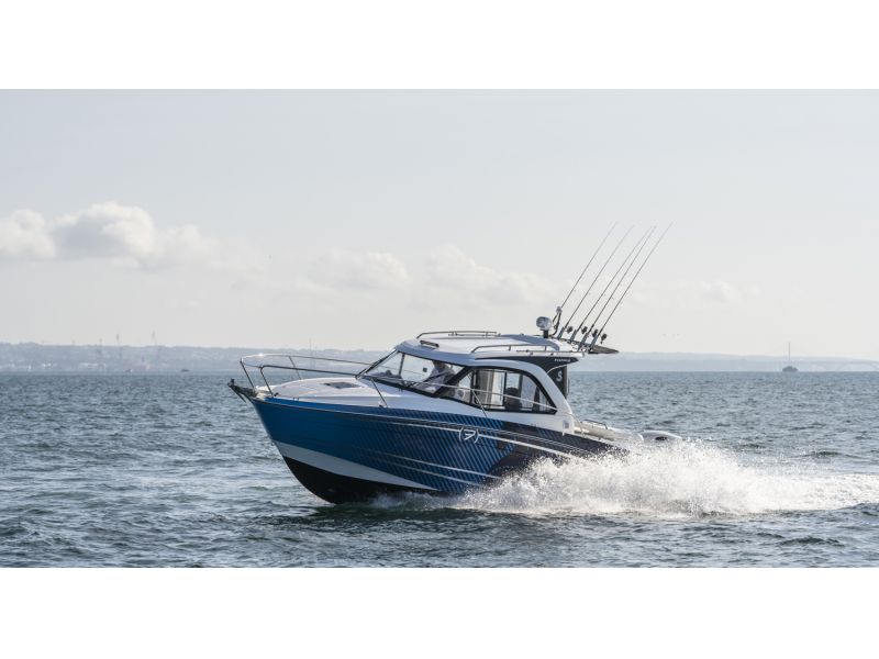 BENETEAU Antares 7 Fishing