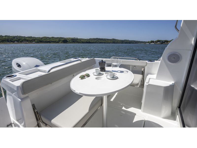 BENETEAU Antares 7 Fishing