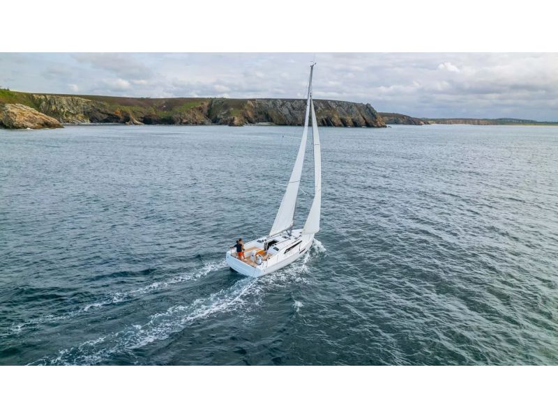BENETEAU Oceanis 37.1