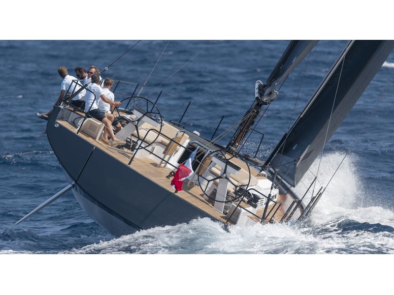 BENETEAU FIRST YACHT 53