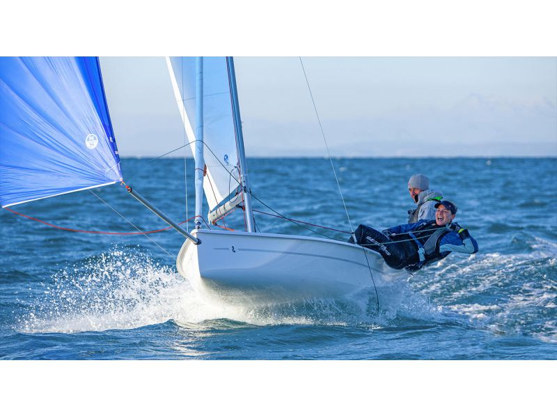 BENETEAU First 14