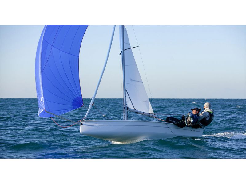 BENETEAU First 14