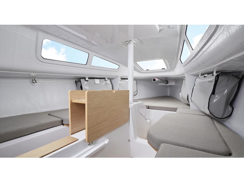 BENETEAU First 24