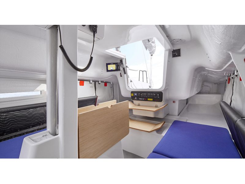 BENETEAU First 27 SE
