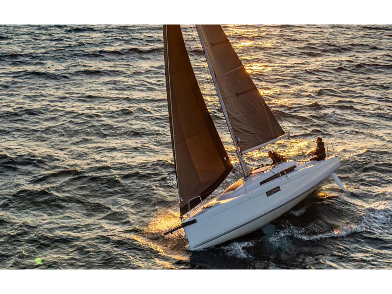 BENETEAU First 30