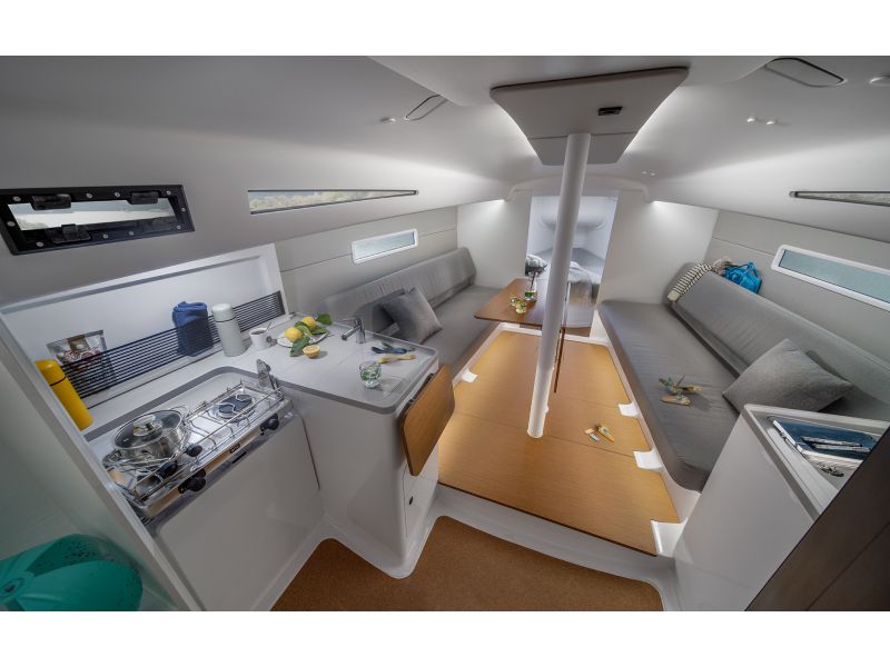 BENETEAU First 30