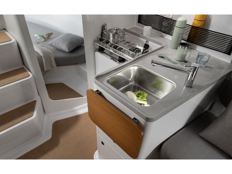 BENETEAU First 30