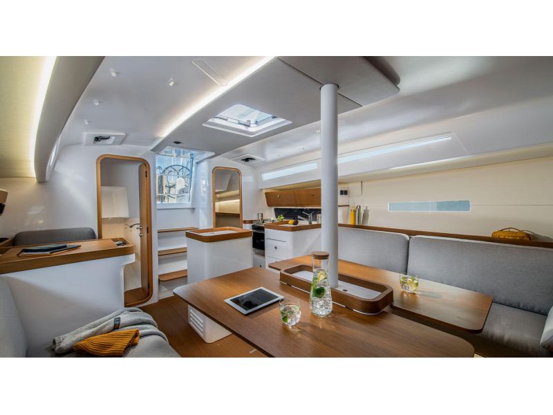 BENETEAU First 36