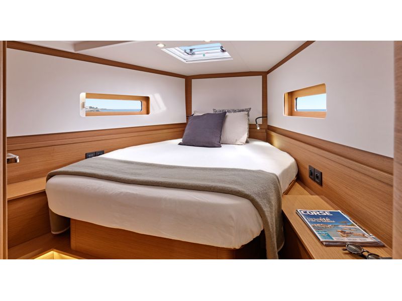 BENETEAU First 44