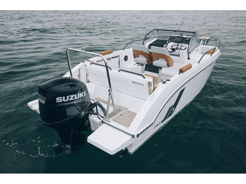 BENETEAU Flyer 7 Sundeck