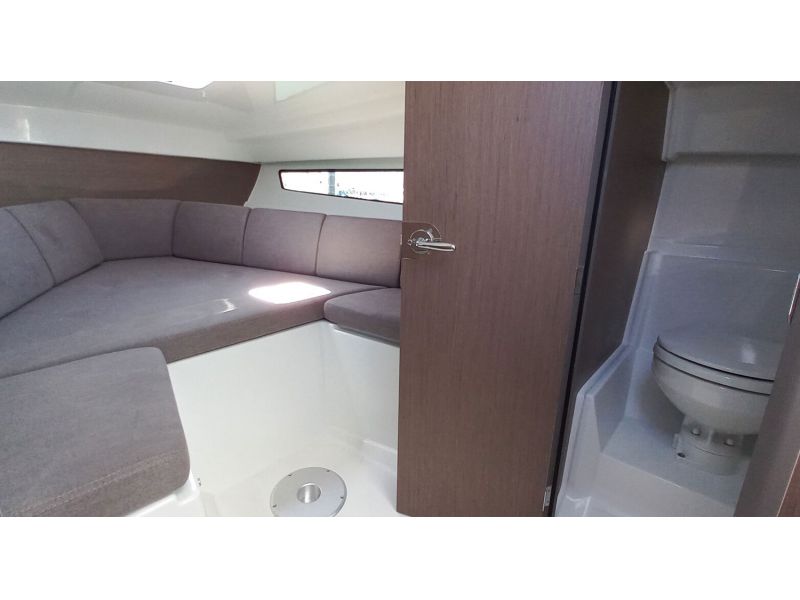 BENETEAU Flyer 8 Sundeck