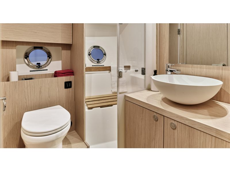 BENETEAU Swift Trawler 48