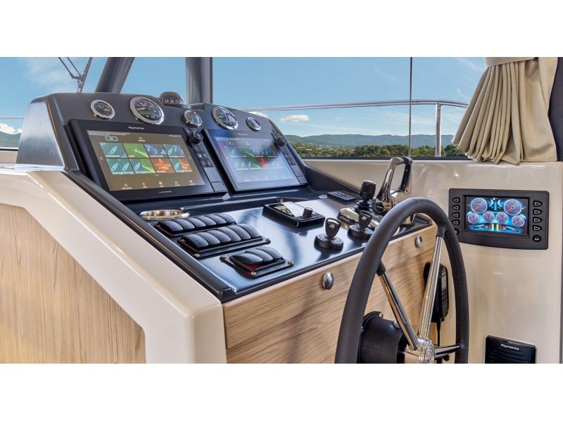 BENETEAU Swift Trawler 48