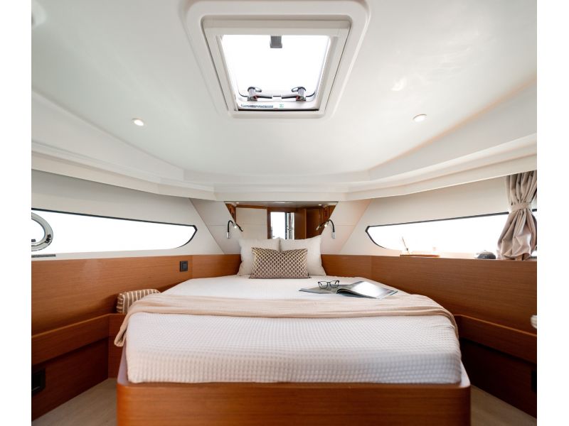 BENETEAU Swift Trawler 37 Fly