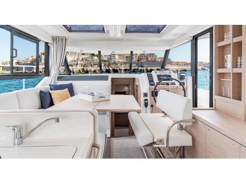 BENETEAU Swift Trawler 41 Fly
