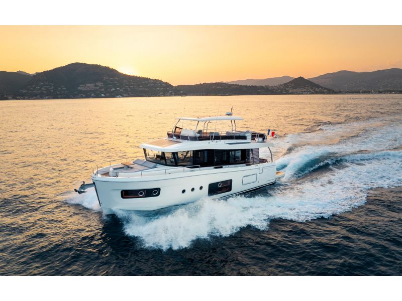 BENETEAU Swift Trawler 54