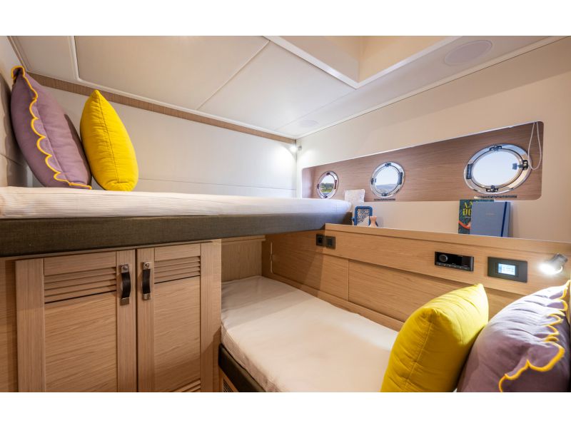 BENETEAU Swift Trawler 54