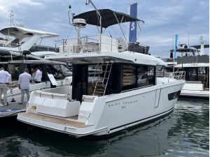 BENETEAU Swift Trawler 37 Fly