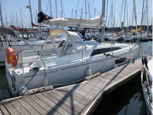 BENETEAU OCEANIS 30.1 occasion